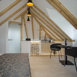 Situs Apartment